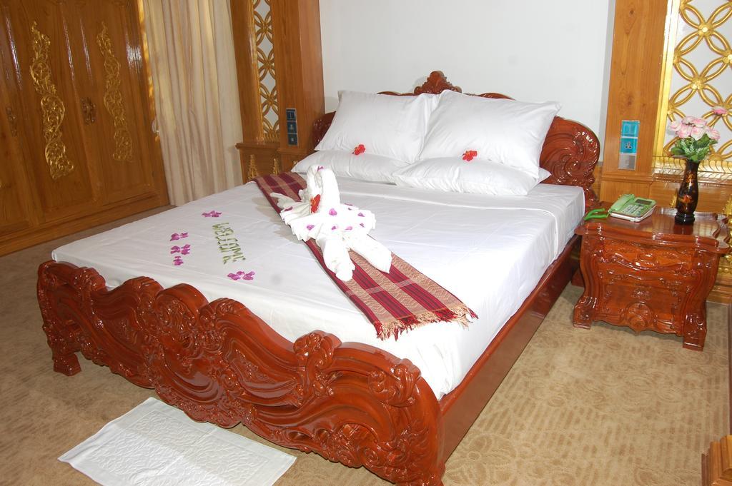Su Tine San Royal Palace Hotel Bagan Quarto foto