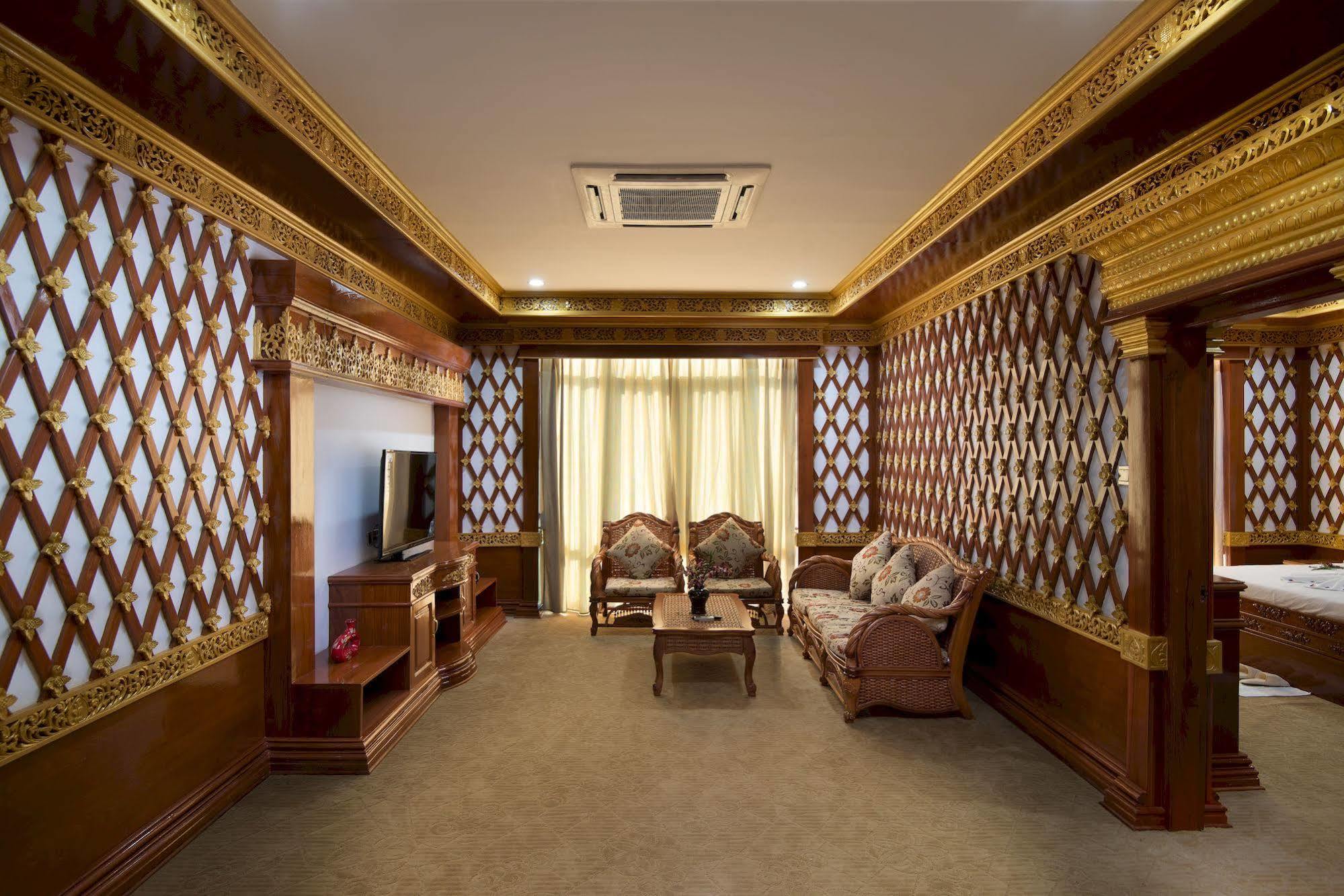 Su Tine San Royal Palace Hotel Bagan Exterior foto